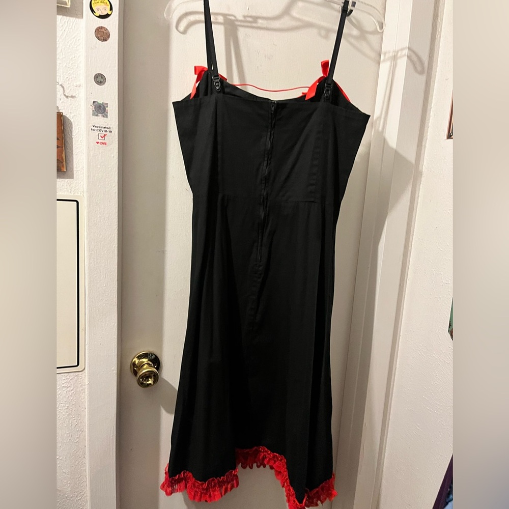 Lucky 13- no tag/ XL- black sundress w/ red trim & elastic @ bust. VGC. - Picture 5 of 6